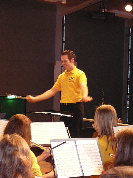 09 04 04 Fruehjahrskonzert MVB (18).JPG